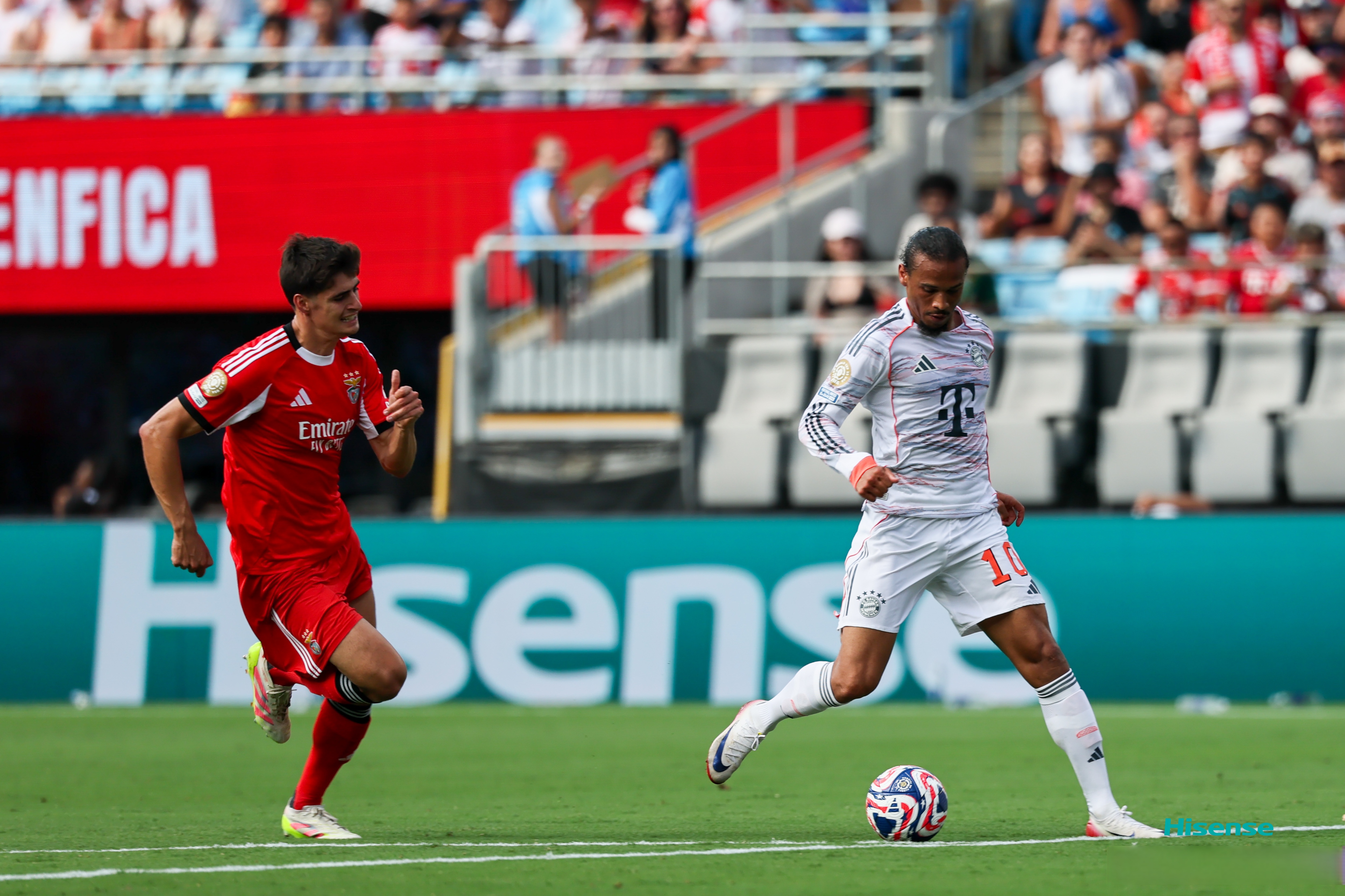 爱游戏娱乐 -葡超赛程吃紧，本菲卡冲刺阶段门线救险，赛场秩序良好，数据趋势出现新变化的简单介绍