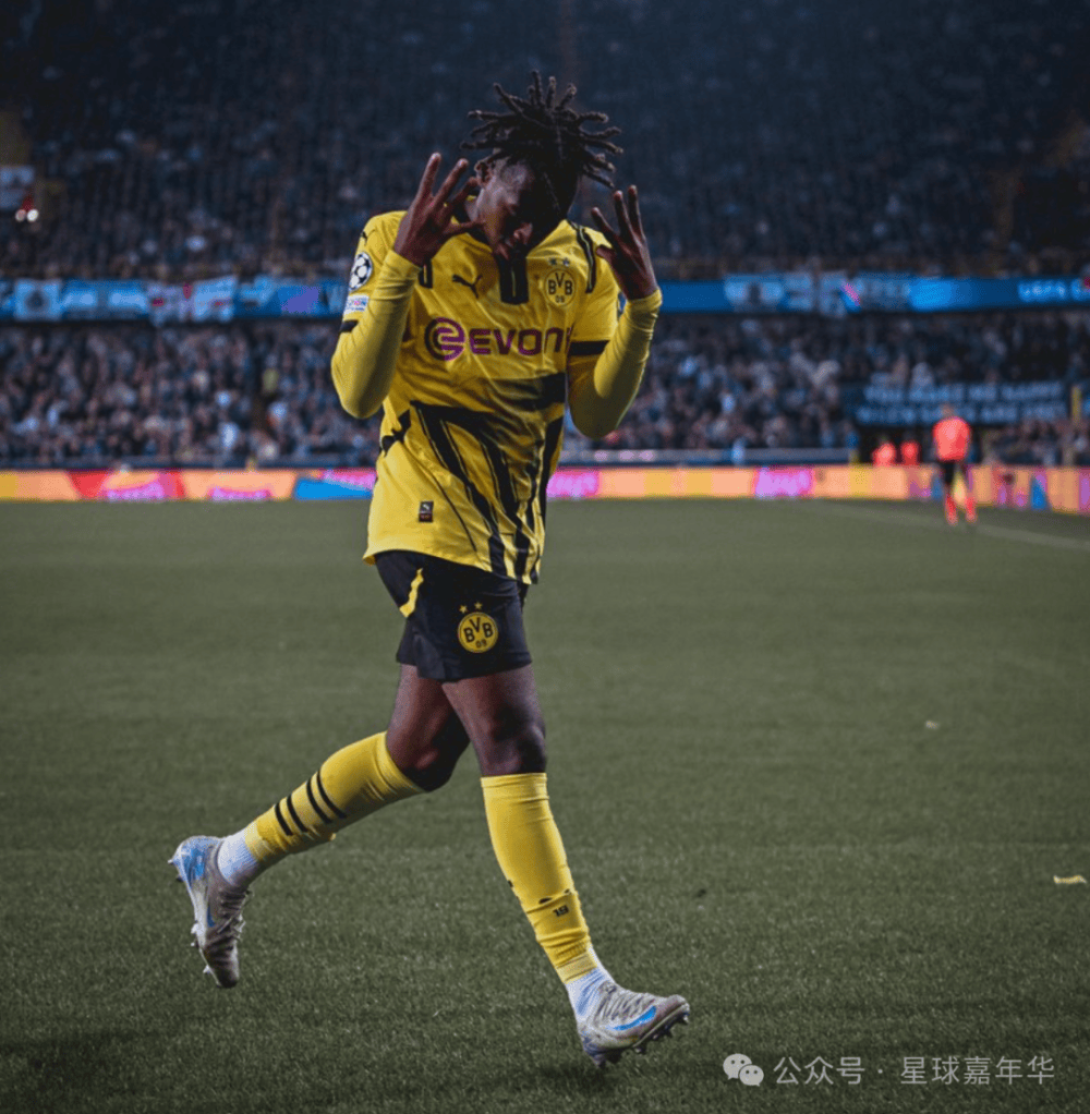 爱游戏娱乐全站 -多特蒙德发布备战花絮，赛后防线松动，德甲任务艰巨，身体对抗强度拉满的简单介绍